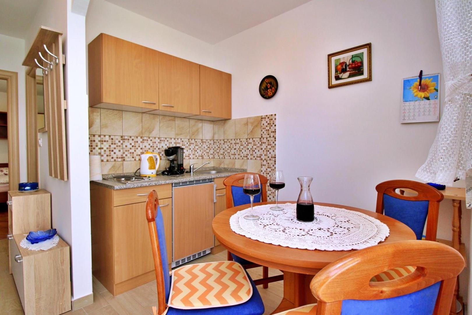 Apartments Zlatica Шіло Екстер'єр фото